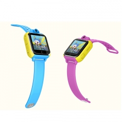 Montre intelligente pour enfants avec plus de caractéristiques Bracelet en silicone coloré Localisation GPS